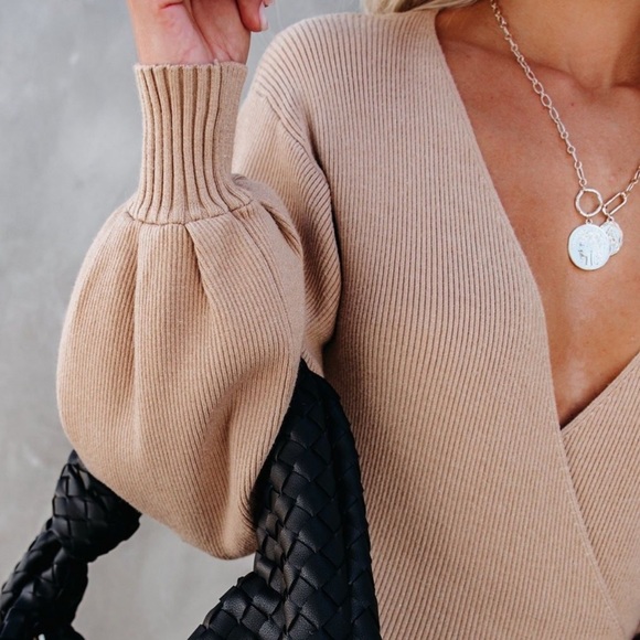 VICI | Kith Sweater - Picture 7 of 7